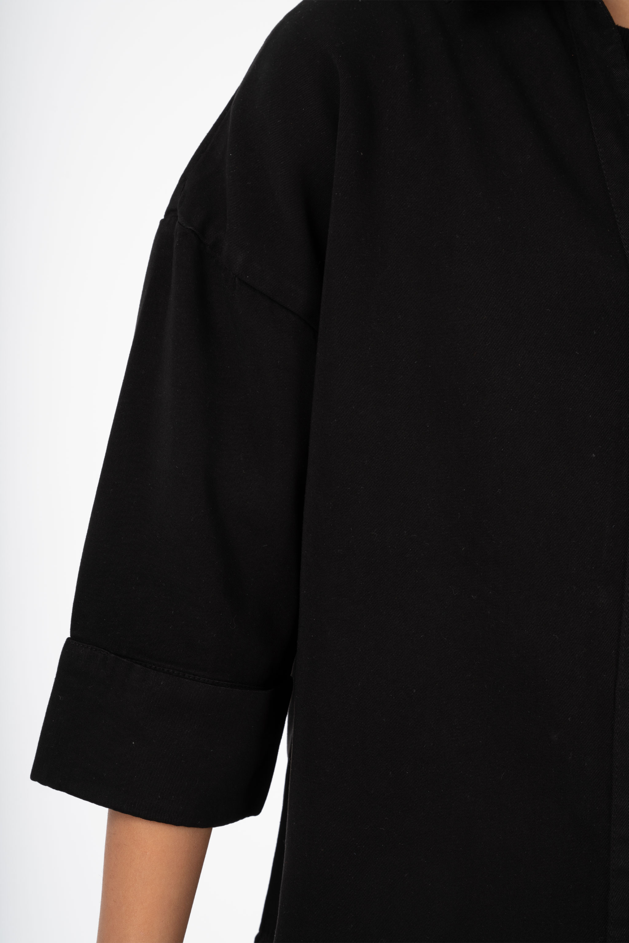 شومیز سیلک آستین پاکتی بدون جیب گرم 2 قد 70 مشکی